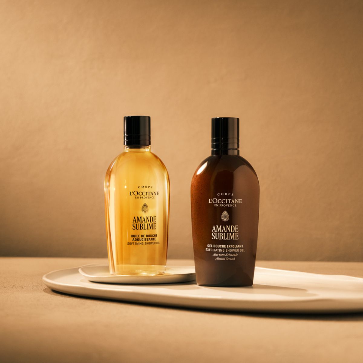 Piling-gel za tuširanje Amande Sublime